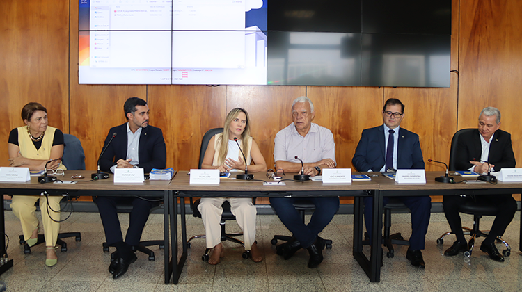 Capa da notícia: GDF pede maior participação dos administradores regionais no PDOT
